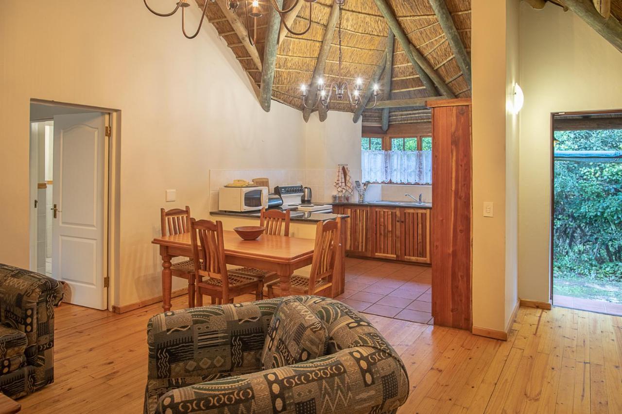 Coral Tree Cottages Harkerville Exterior foto
